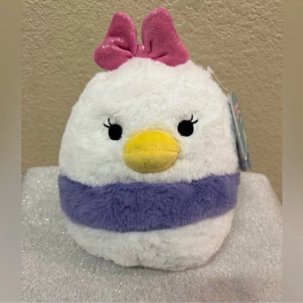 Disney FuzzAmallows by Squishmallows Daisy Duck